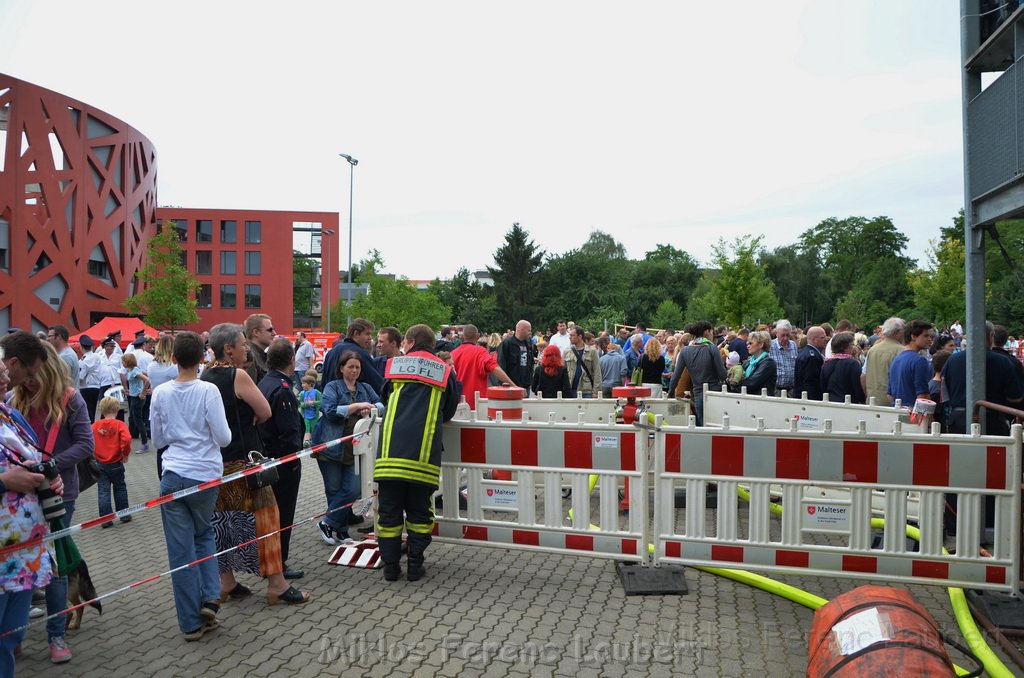 Tag der Offenen Tuer BF Koeln Weidenpesch Scheibenstr P494.JPG